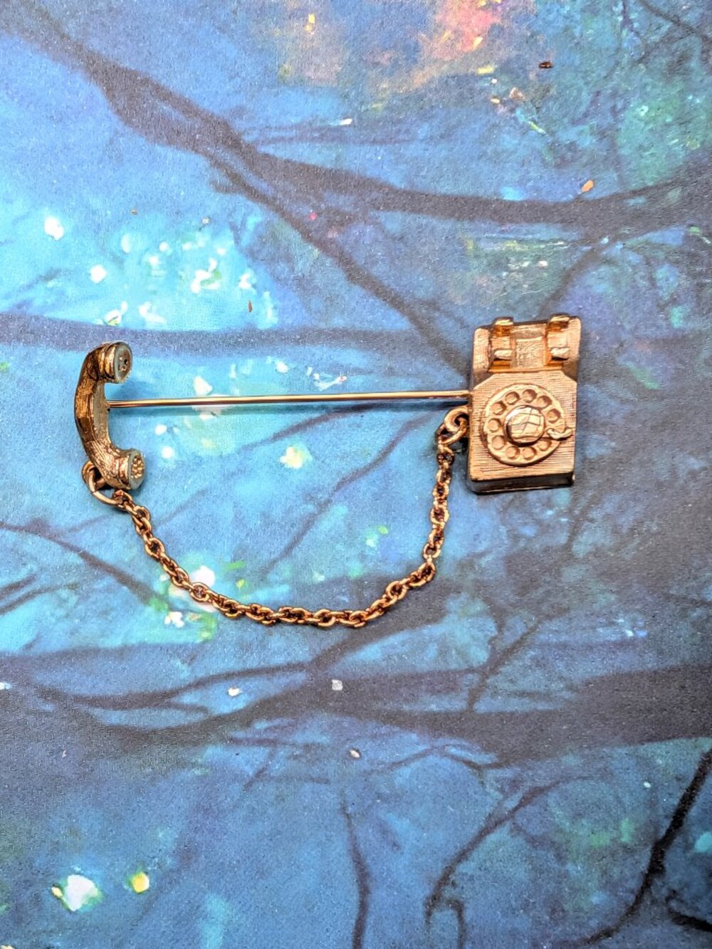 Vintage Avon Gold Tone Rotary Telephone Stick Pin